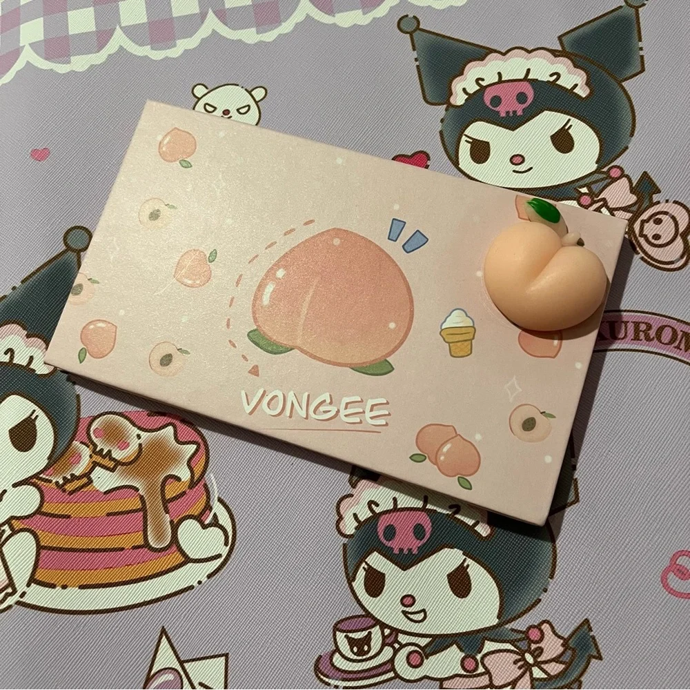18 Color Neutral Warm-Toned Peach Palette with Squishy Peach